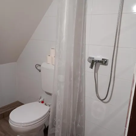 Boglarka Vendeghaz Tiszaloek *